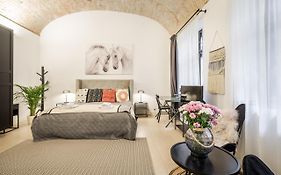 Urban Stable Luxury Apartments